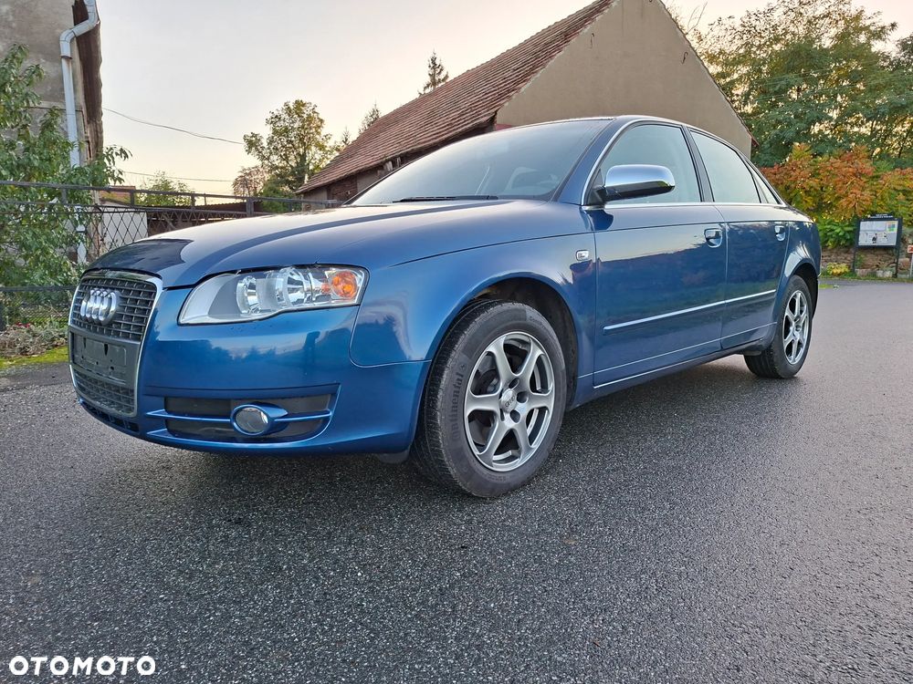 Audi A4 Limousine