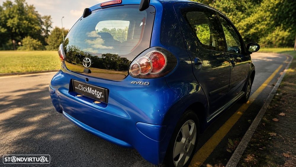 Toyota Aygo CoolBlue - 27
