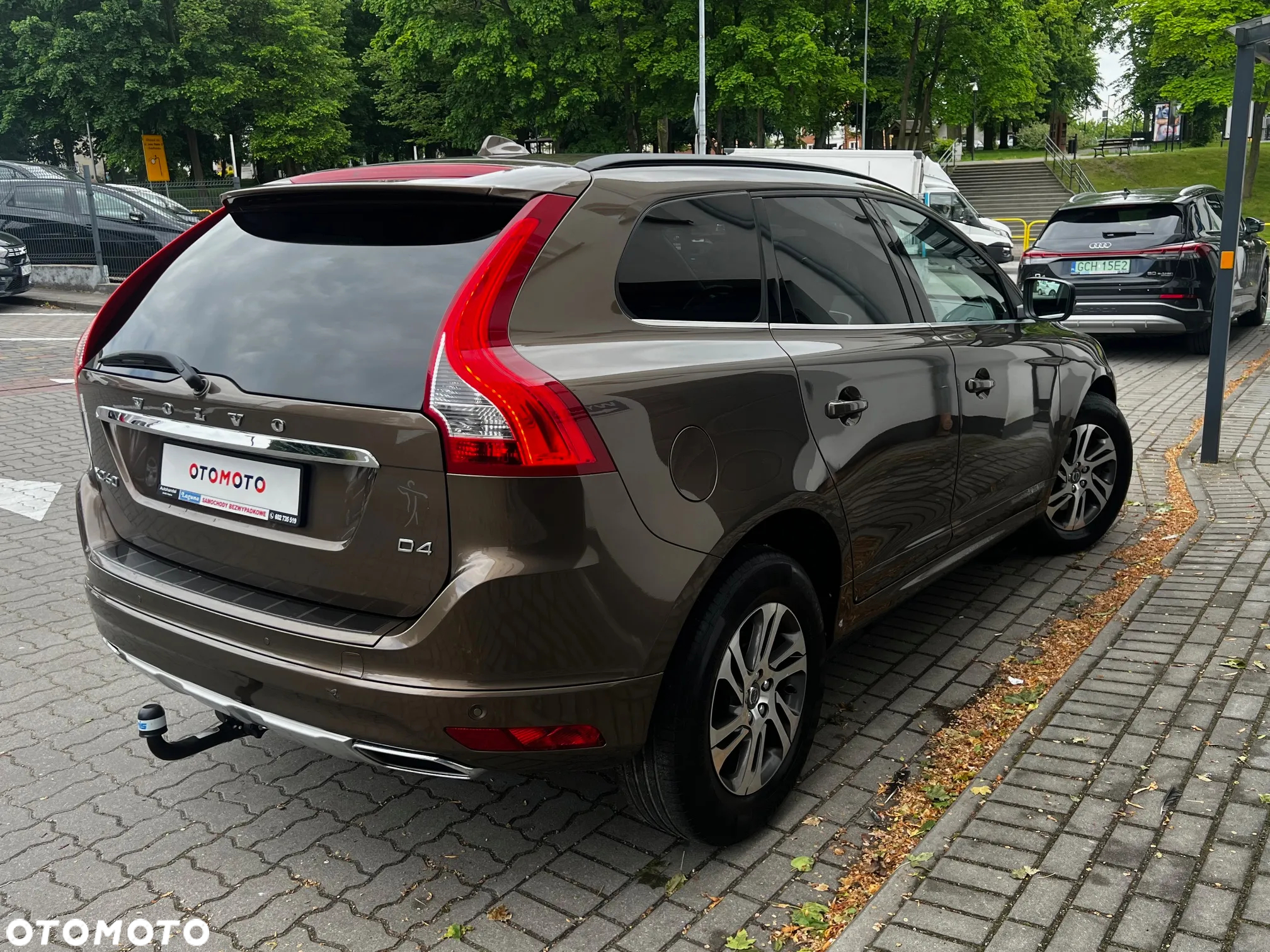 Volvo XC 60 D4 Geartronic Momentum - 24