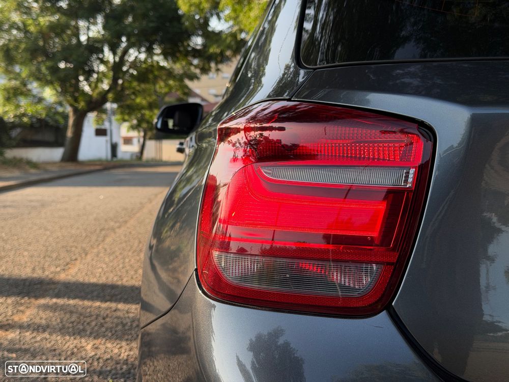 BMW 116 d EDynamics Line Sport — fotografia 20