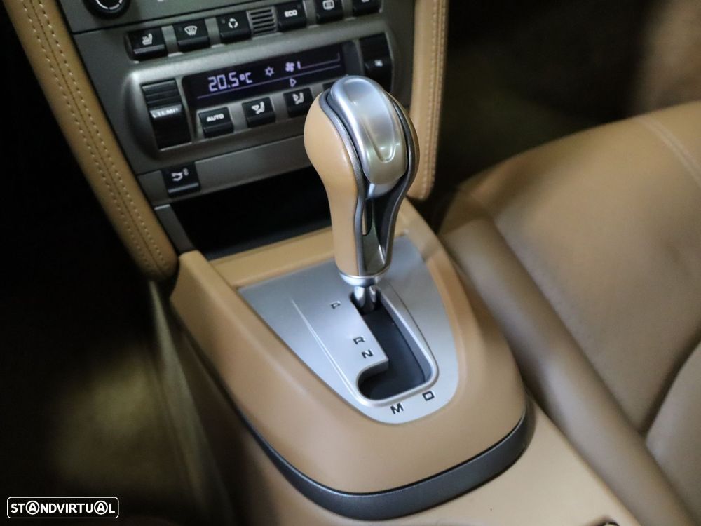 Porsche 911 (997) Carrera 4 Tiptronic - 19