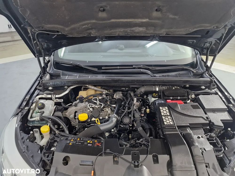 Renault Megane TCe Business - 11