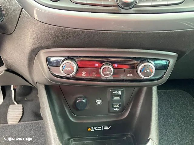 Opel Crossland 1.2 T Design & Tech - 28