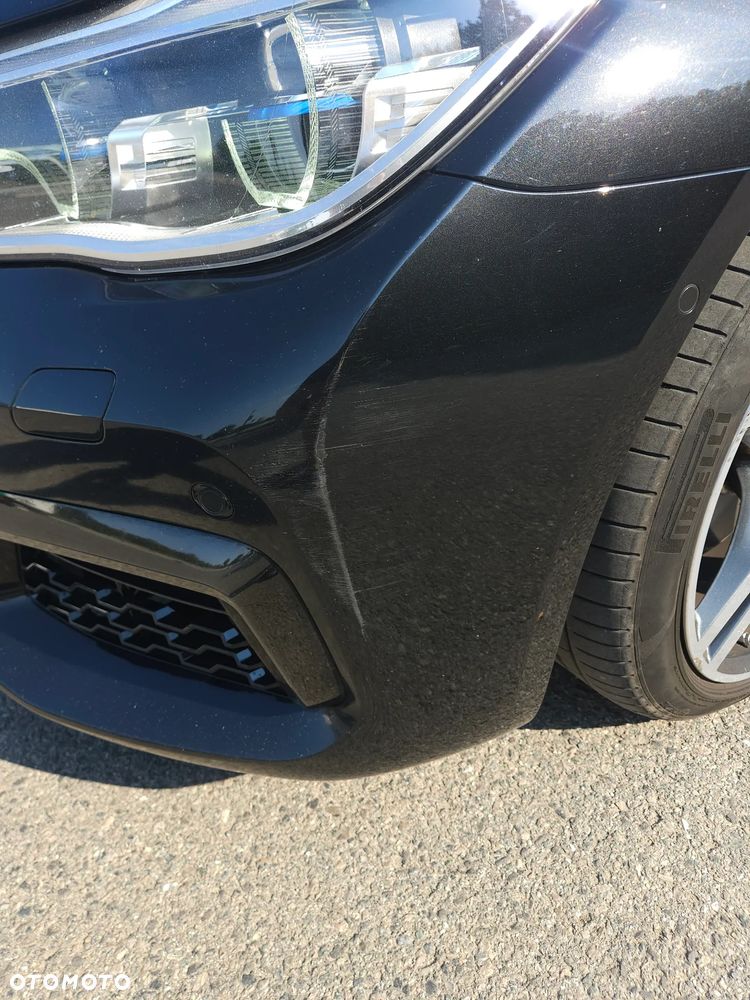 BMW Seria 7 750i xDrive - 35
