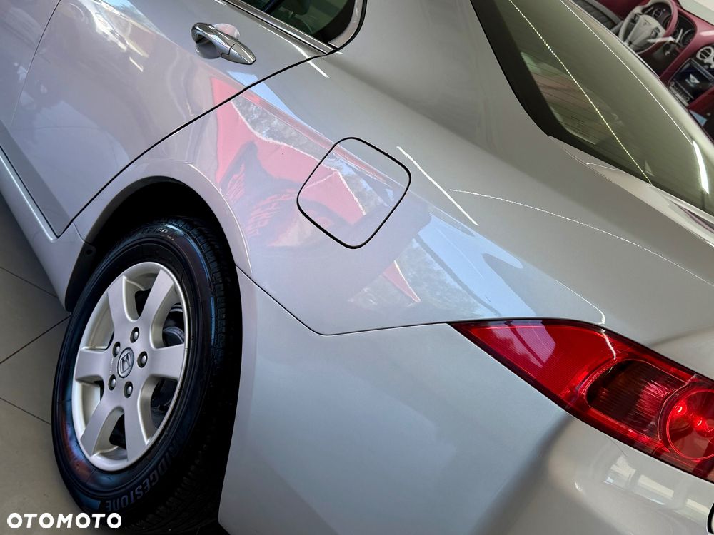 Honda Accord 2.0 Comfort - 31
