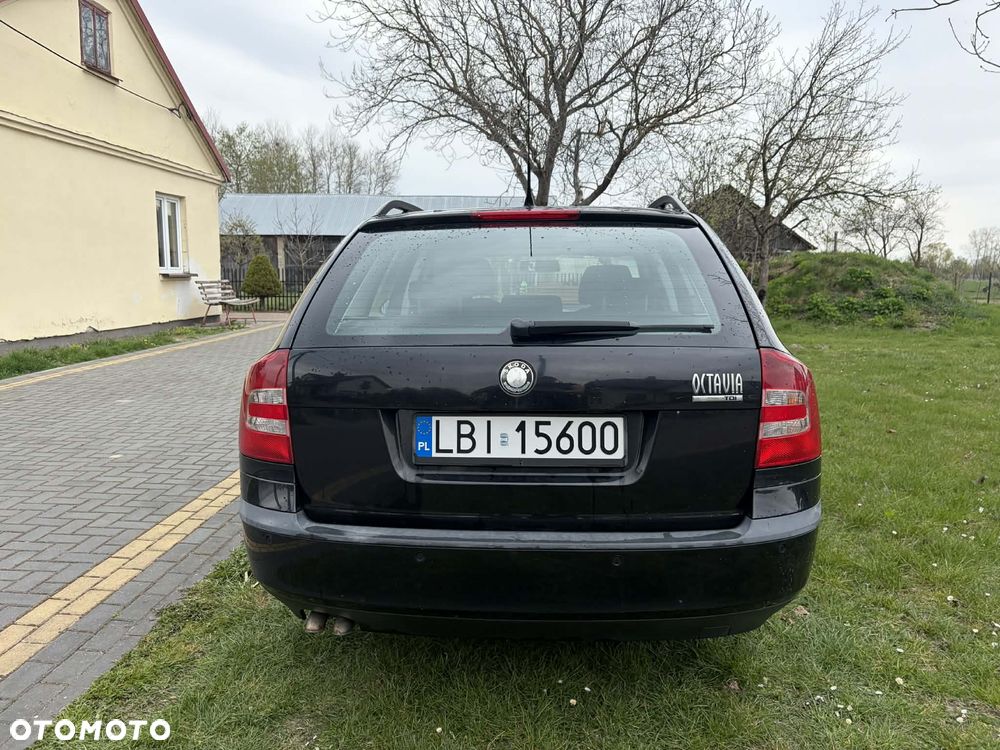 Skoda Octavia - 2