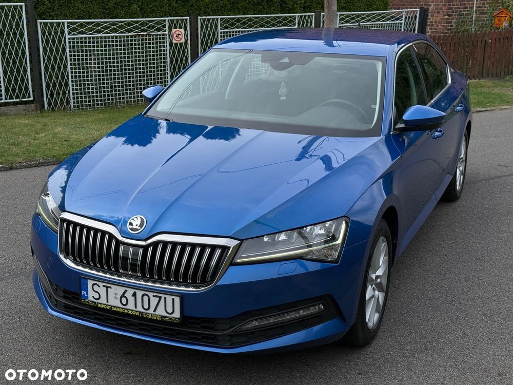Skoda Superb 2022 photo 4