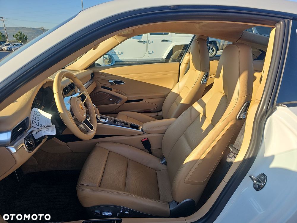 Porsche 911 Carrera PDK - 8