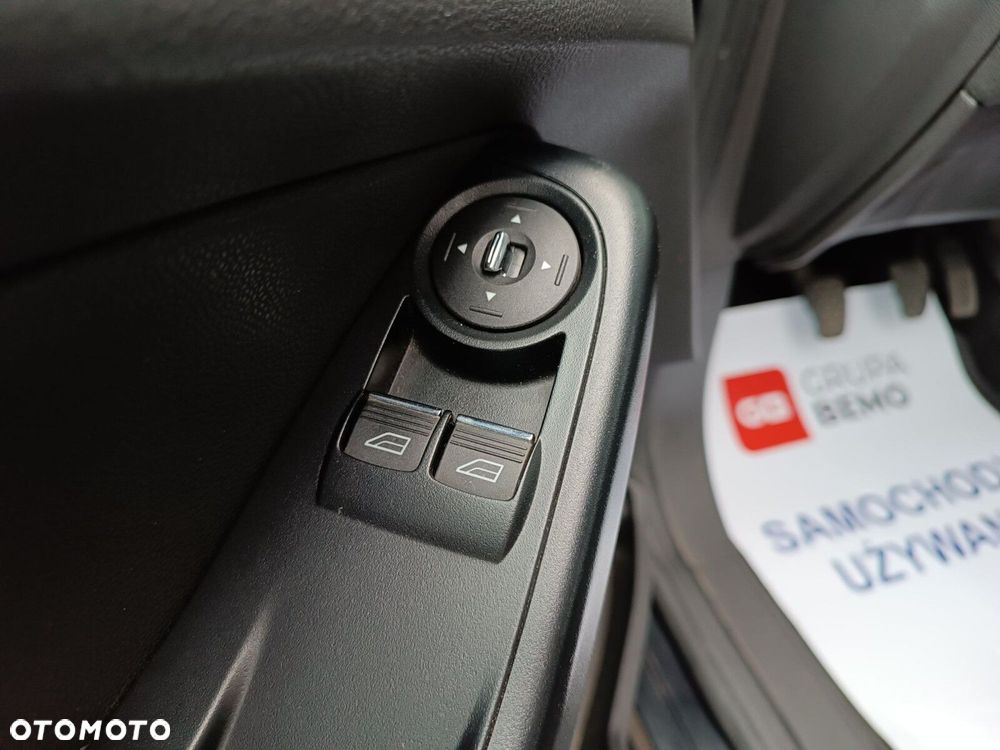 Ford Fiesta 1.25 Ambiente - 27