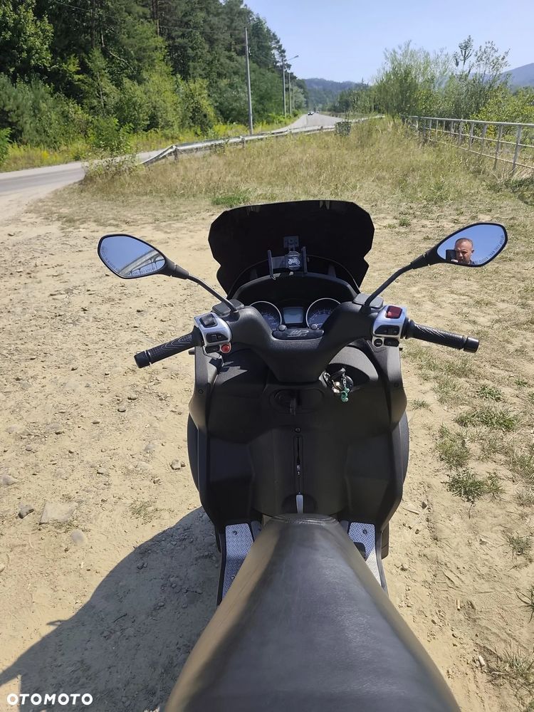Piaggio MP-3 - 7