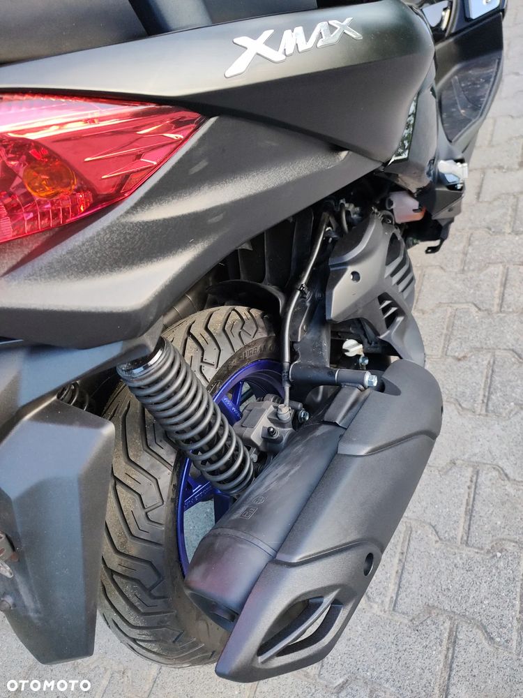 Yamaha X-max - 8