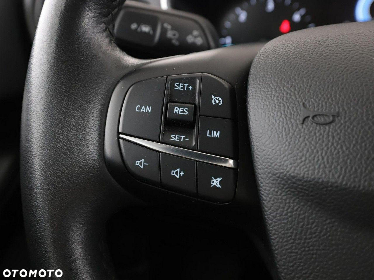 Ford Focus 1.5 EcoBlue Start-Stopp-System COOL&CONNECT - 32