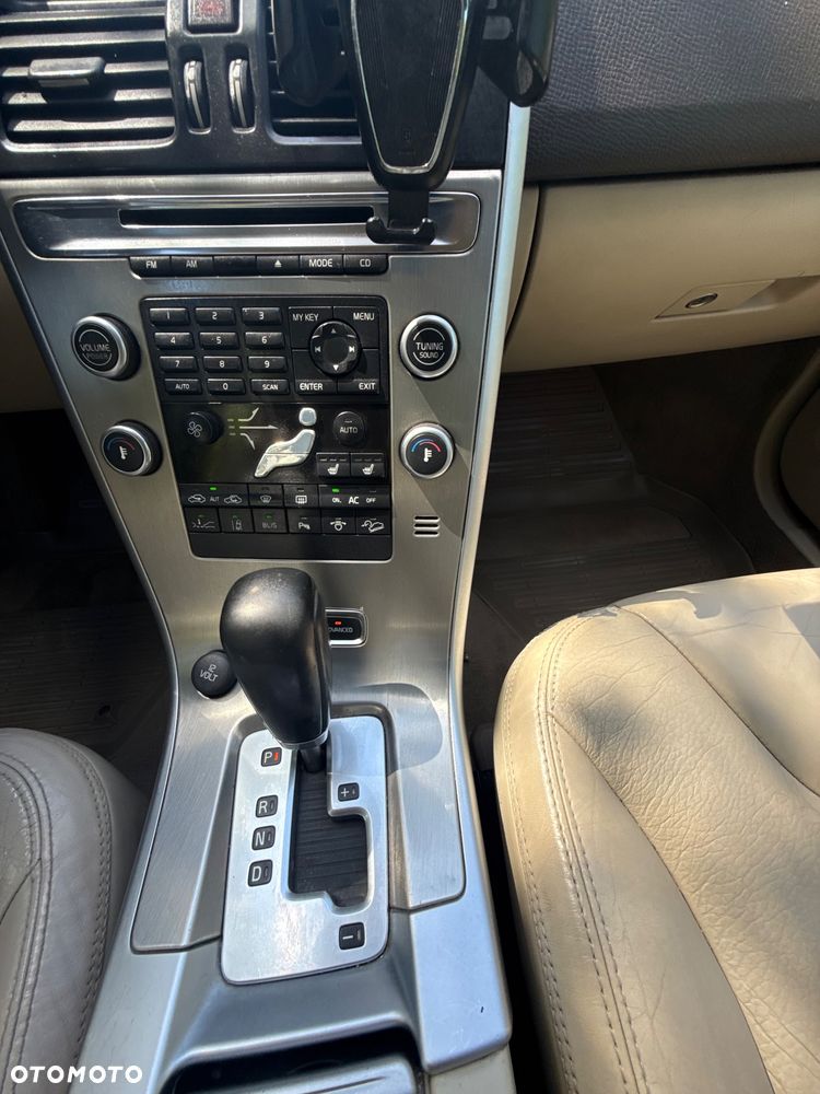 Volvo XC 60 - 10