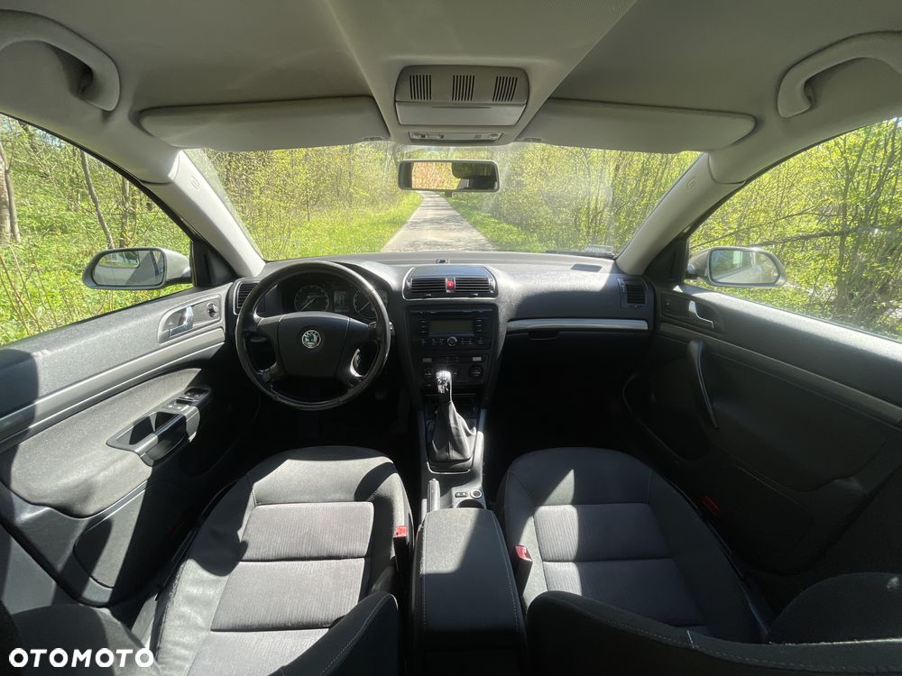 Skoda Octavia - 8