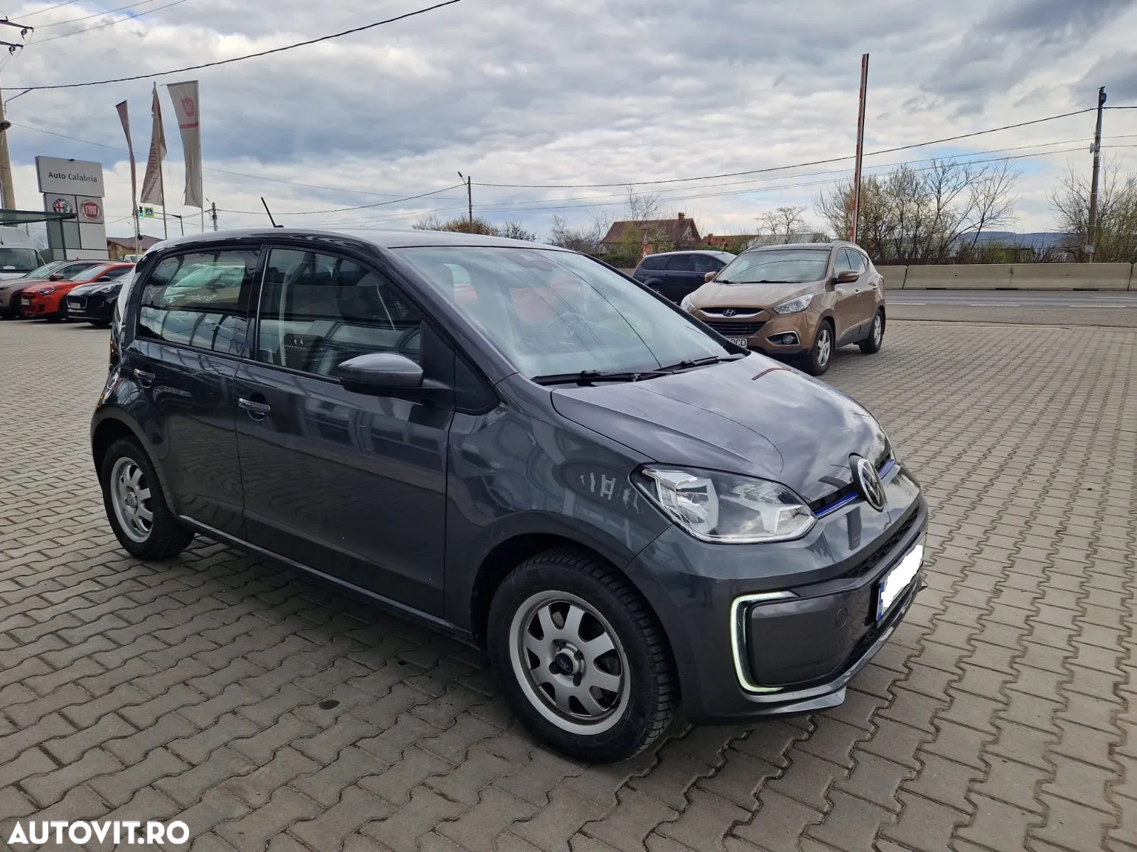 Volkswagen up! e-up! - 8