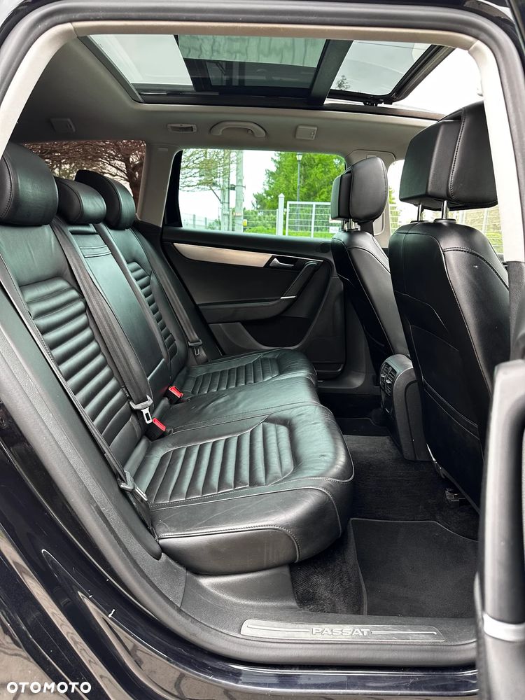 Volkswagen Passat 2.0 TDI DSG BlueMotion Technology Highline - 9
