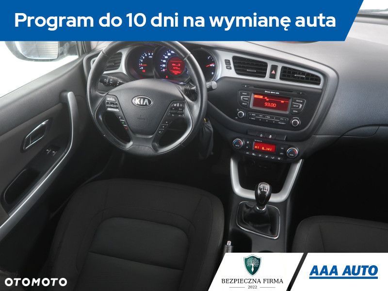 Kia Ceed - 9