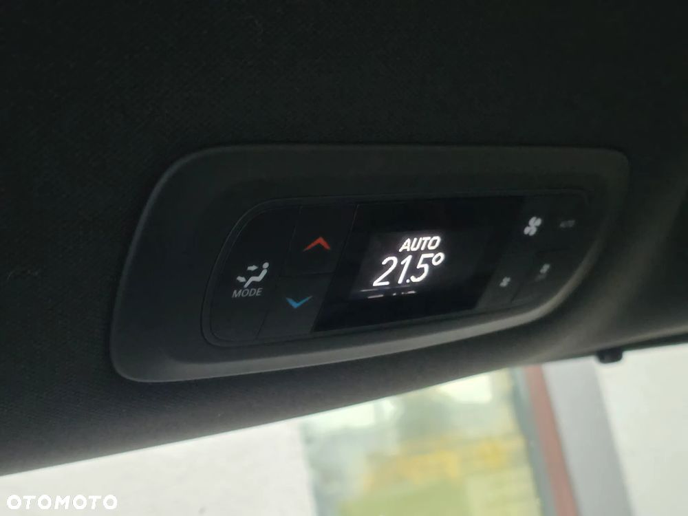 Chrysler Pacifica - 30