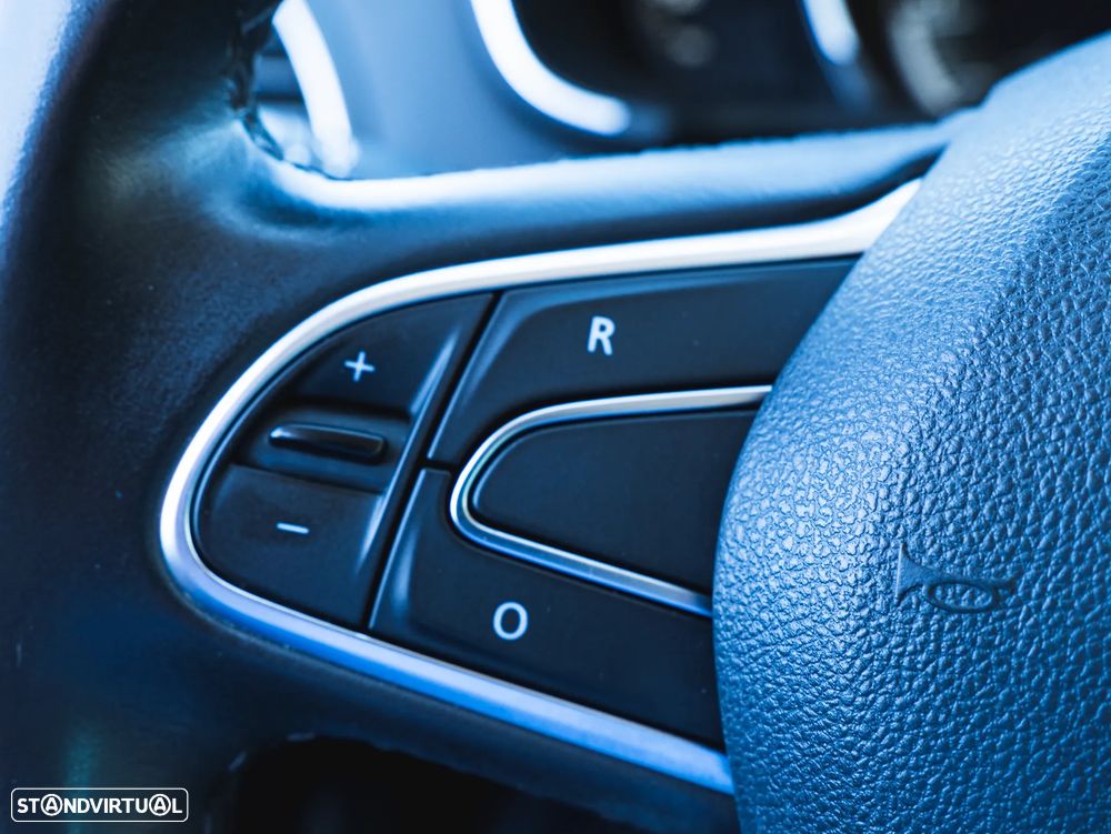 Renault Mégane Sport Tourer ENERGY dCi 110 Start & Stopp Bose Edition - 23