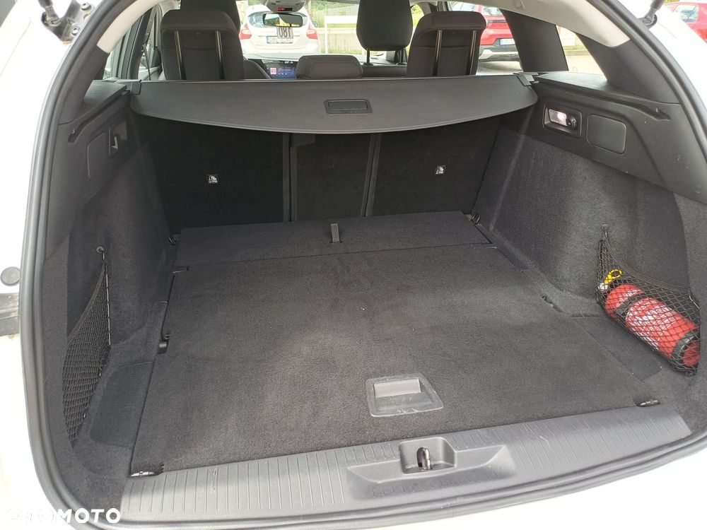 Opel Astra - 32