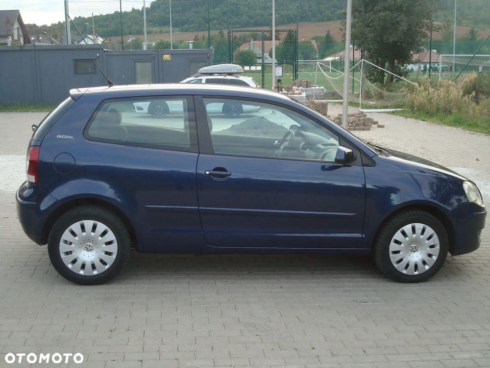 Volkswagen Polo 1.4 16V Trendline - 16
