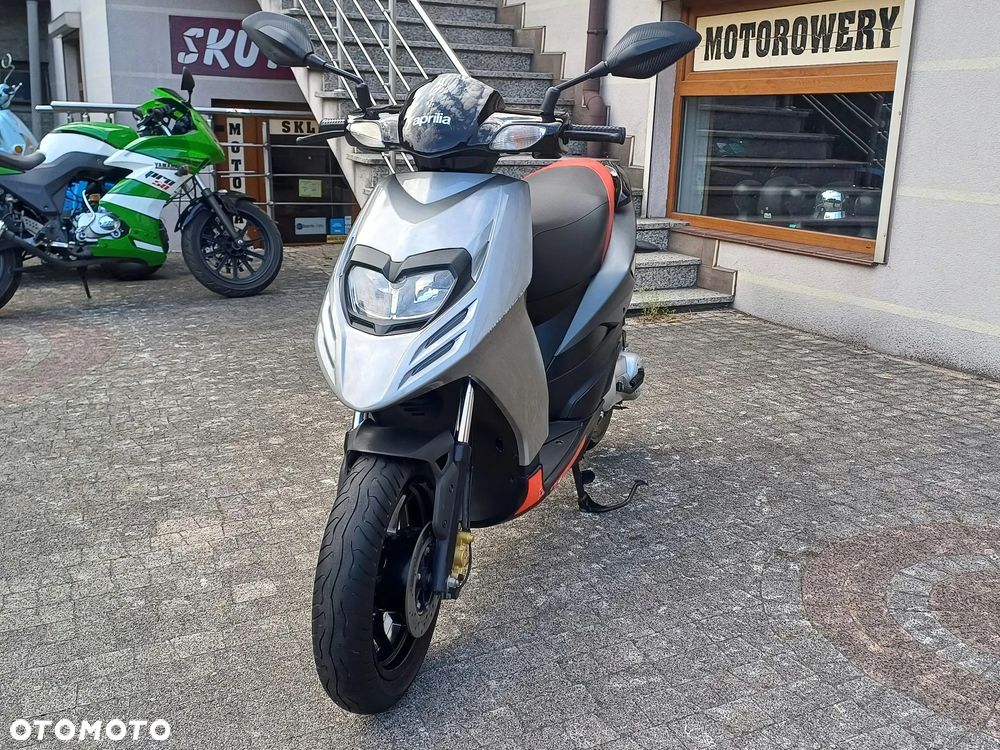 Aprilia SR - 14