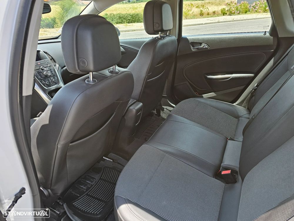 Opel Astra 1.7 CDTI Cosmo - 7