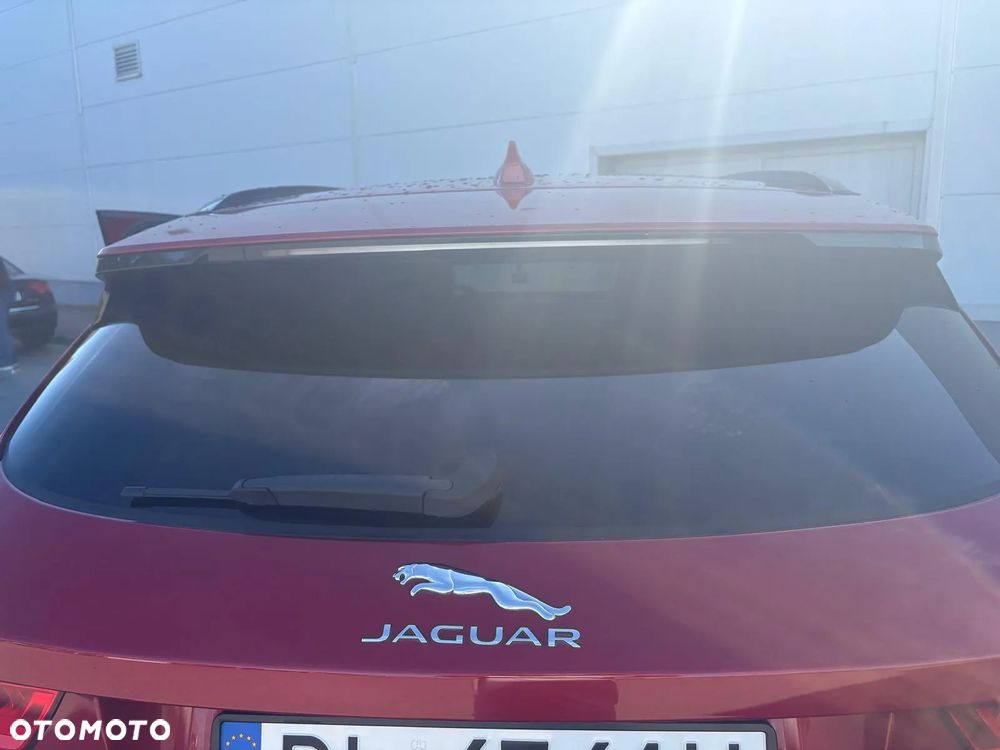 Jaguar F-Pace 25t AWD Prestige - 5