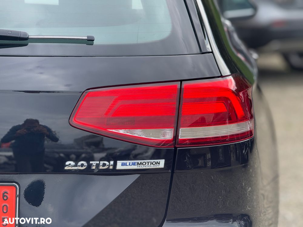 Volkswagen Passat Variant 2.0 TDI (BlueMotion Technology) Comfortline - 22