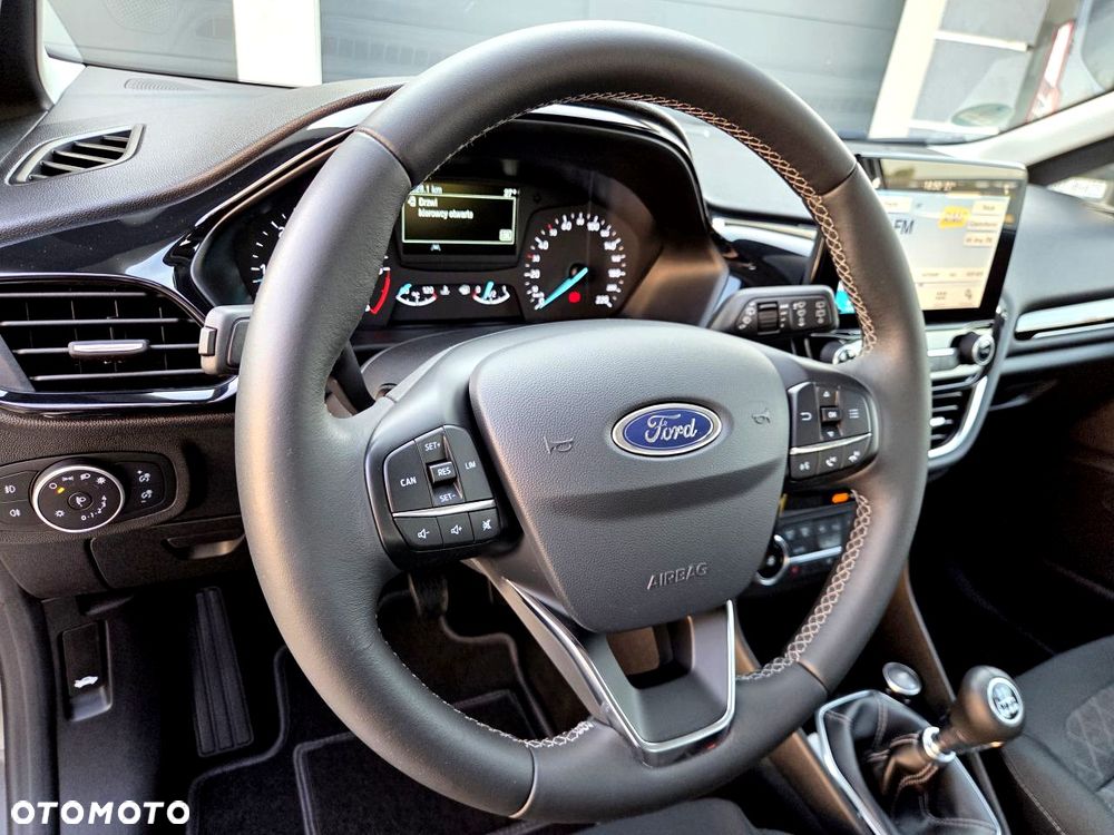 Ford Fiesta 1.5 TDCi ACTIVE - 24