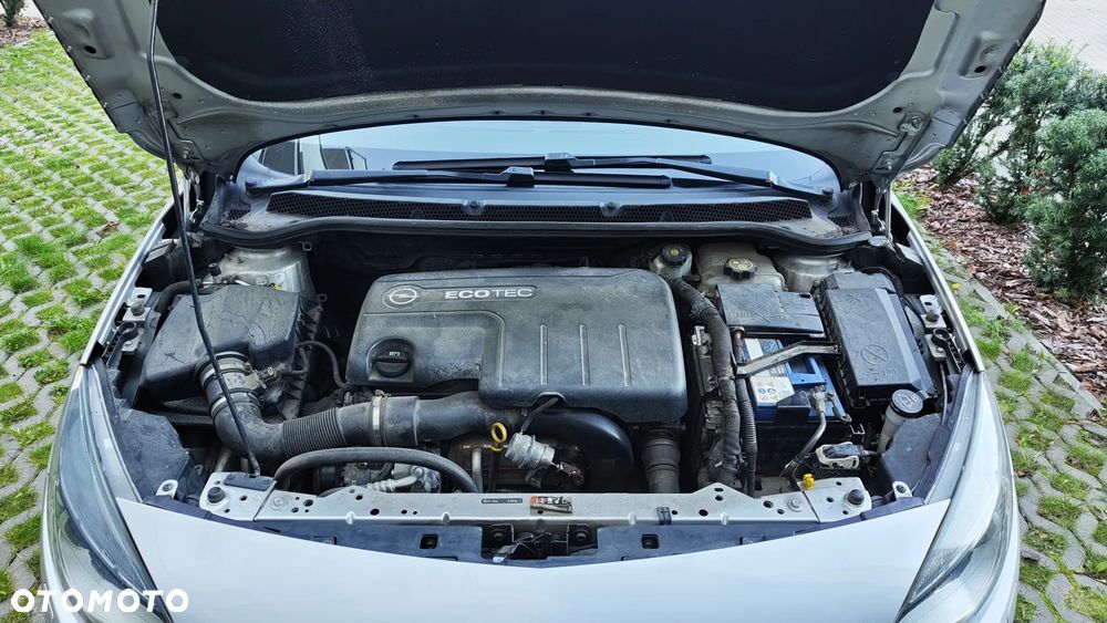 Opel Astra IV 1.7 CDTI Cosmo - 9