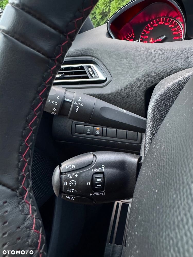 Peugeot 308 BlueHDi 130 Stop & Start GT - 27