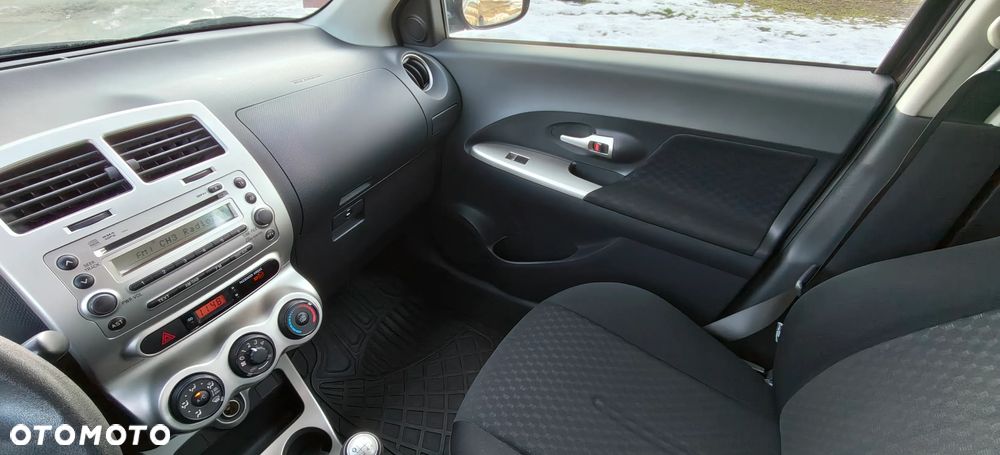 Toyota Urban Cruiser 1.4 D-4D 4x2 Town - 17