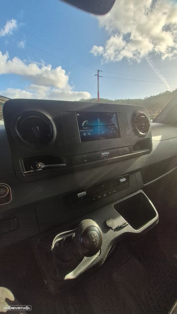 Mercedes-Benz Sprinter - 8