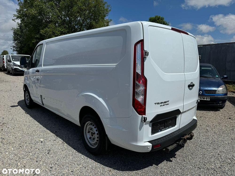 Ford Transit Custom - 10