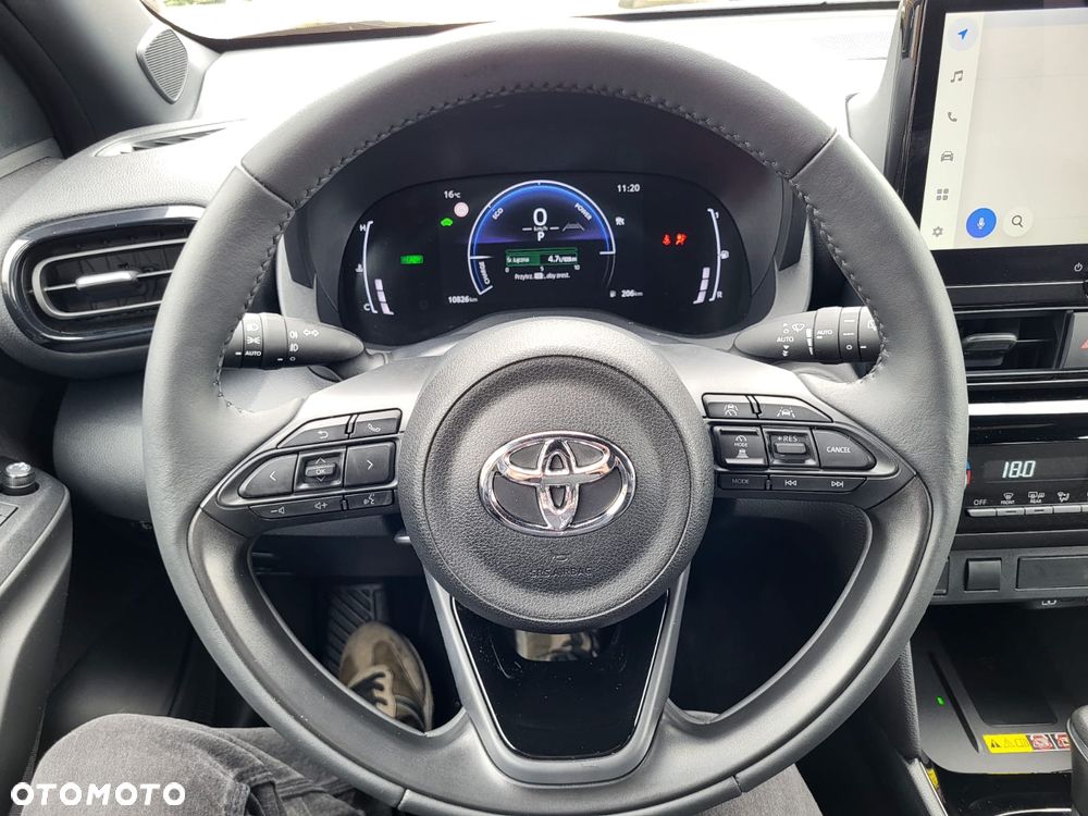Toyota Yaris Cross - 33