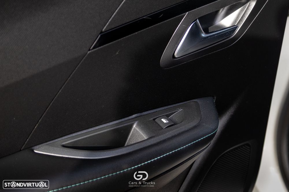 Peugeot 208 BlueHDi 100 Allure Pack - 45