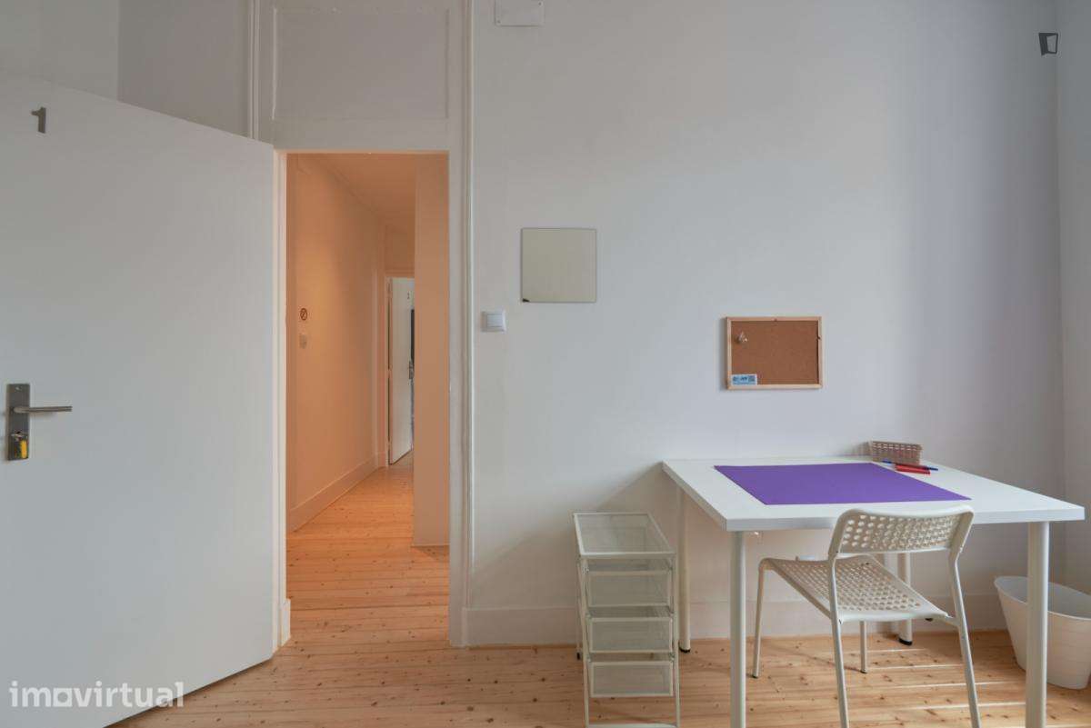 Quarto - localizado em Arroios Lisbon - Grande imagem: 3/47