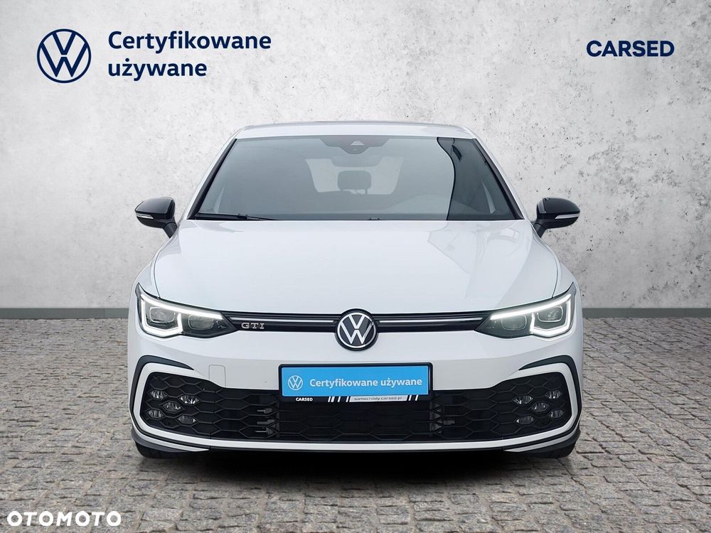 Volkswagen Golf - 10