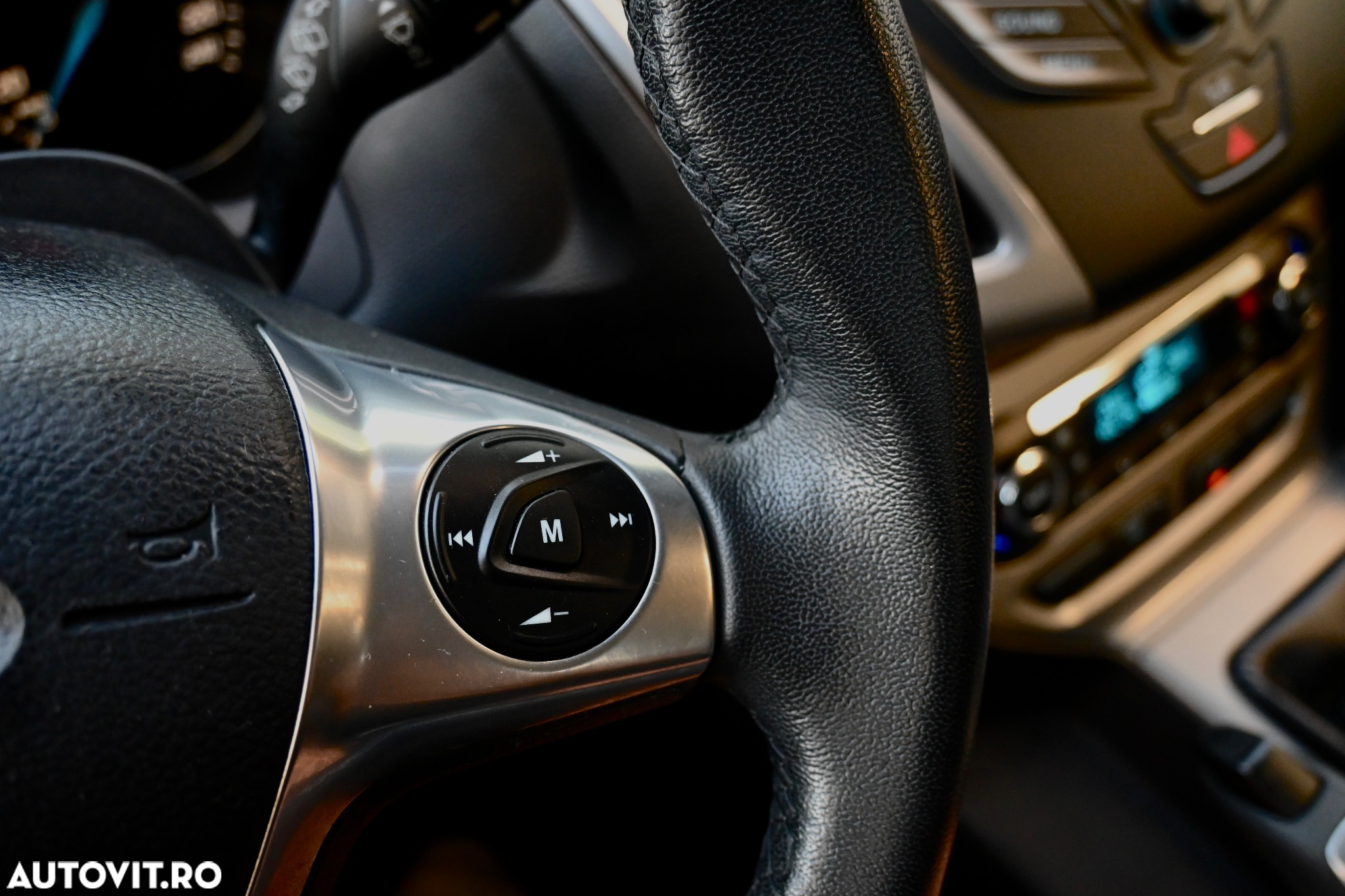 Ford Focus - 32