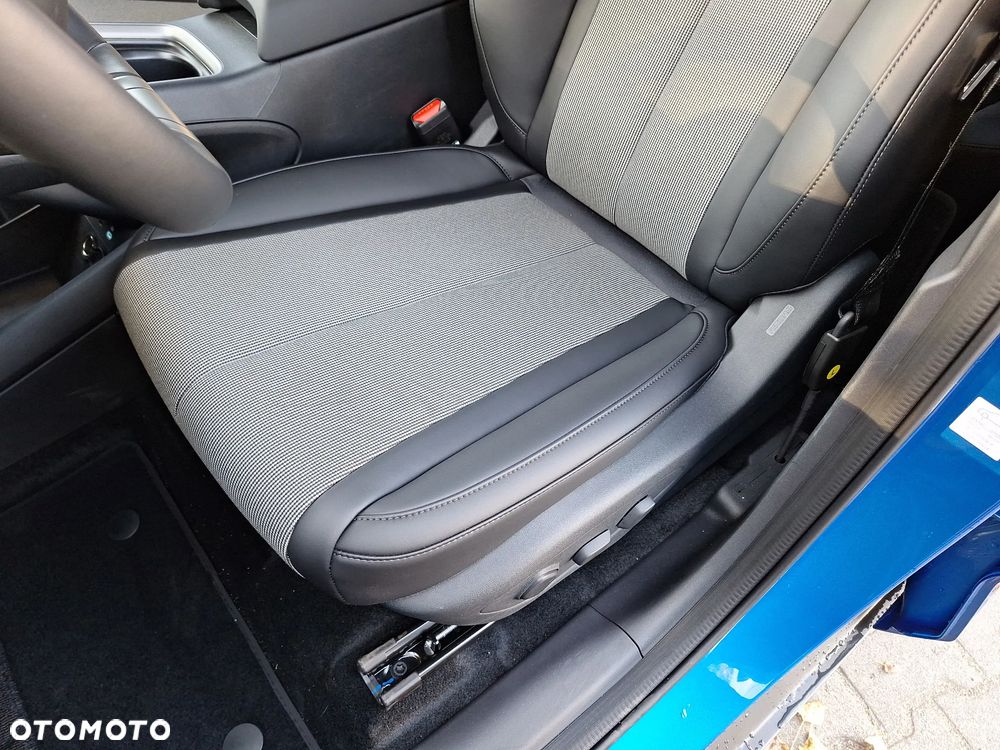 BYD Dolphin G Comfort E-CVT - 17