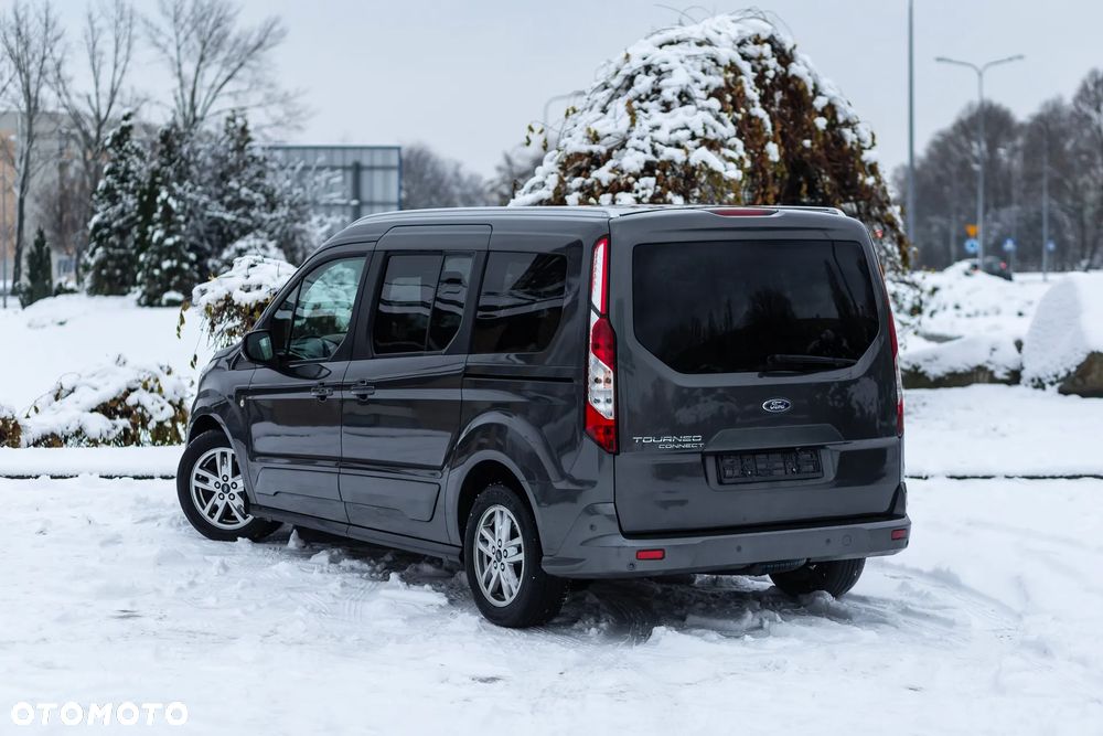 Ford Tourneo Connect - 14