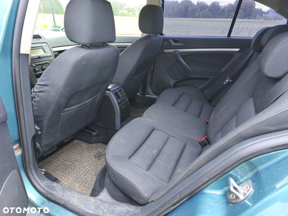 Skoda Octavia 2.0 FSI Elegance - 14