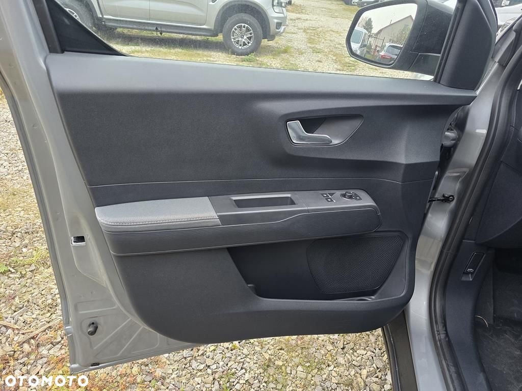 Ford Transit Courier - 8