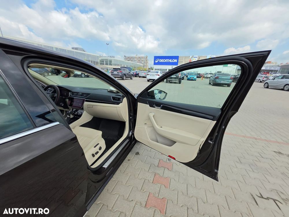 Skoda Superb 2.0 TSI DSG Laurin & Klement - 11