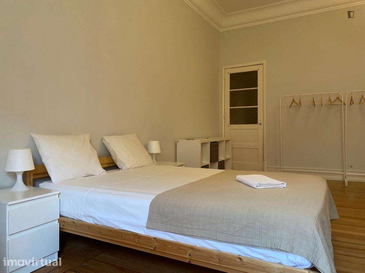 Quarto - localizado em Saldanha Lisbon - Grande imagem: 3/7