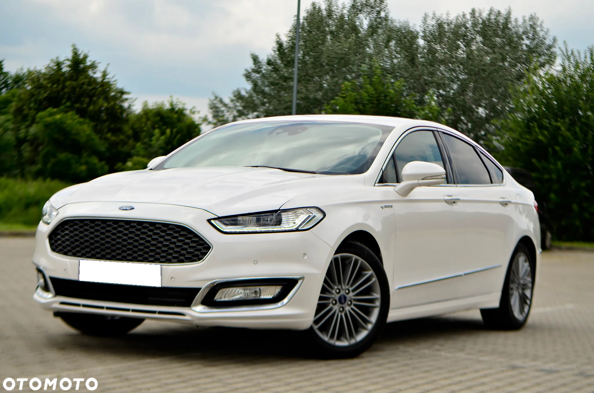 Ford Mondeo Vignale 2.0 Hybrid - 2