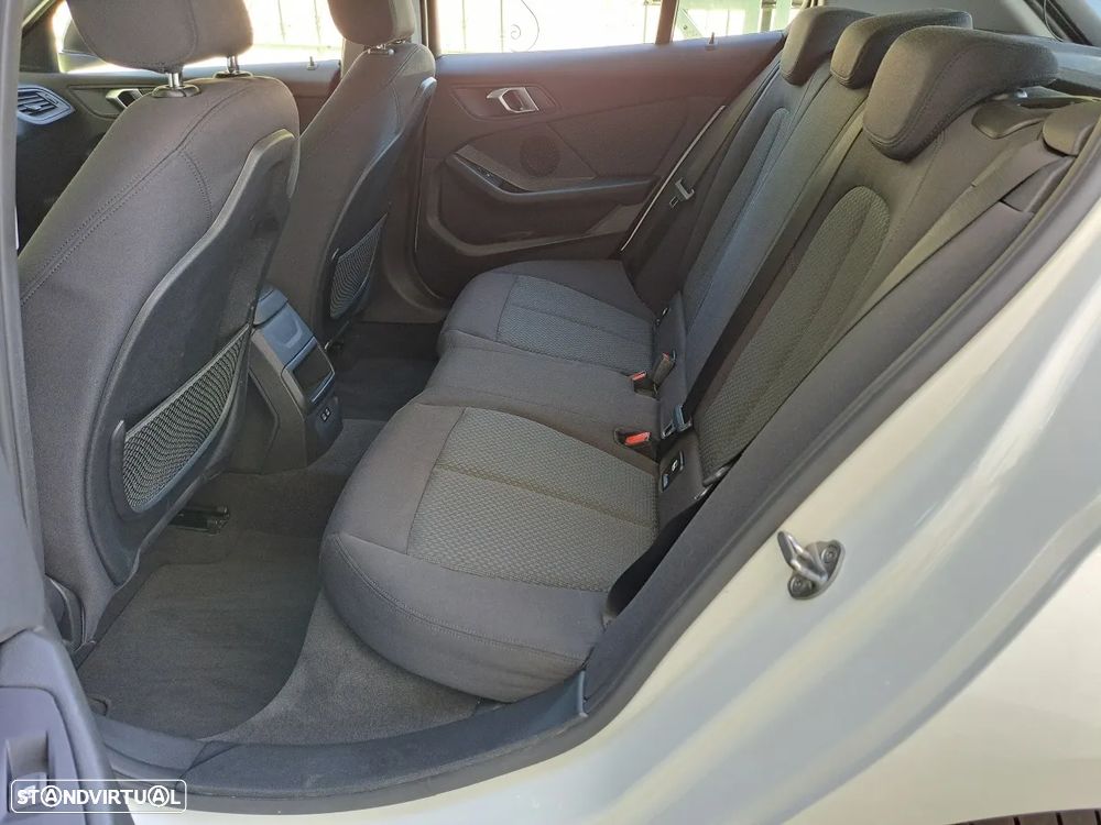 BMW 116 d EDynamics Advantage - 13