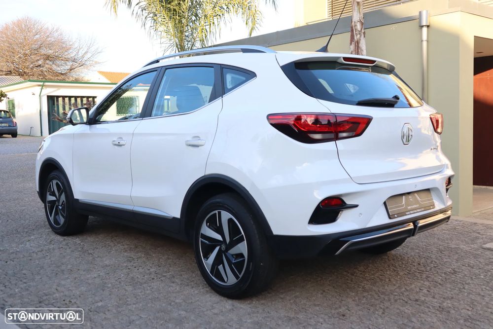 MG ZS EV 72.6 kWh Luxury - 4