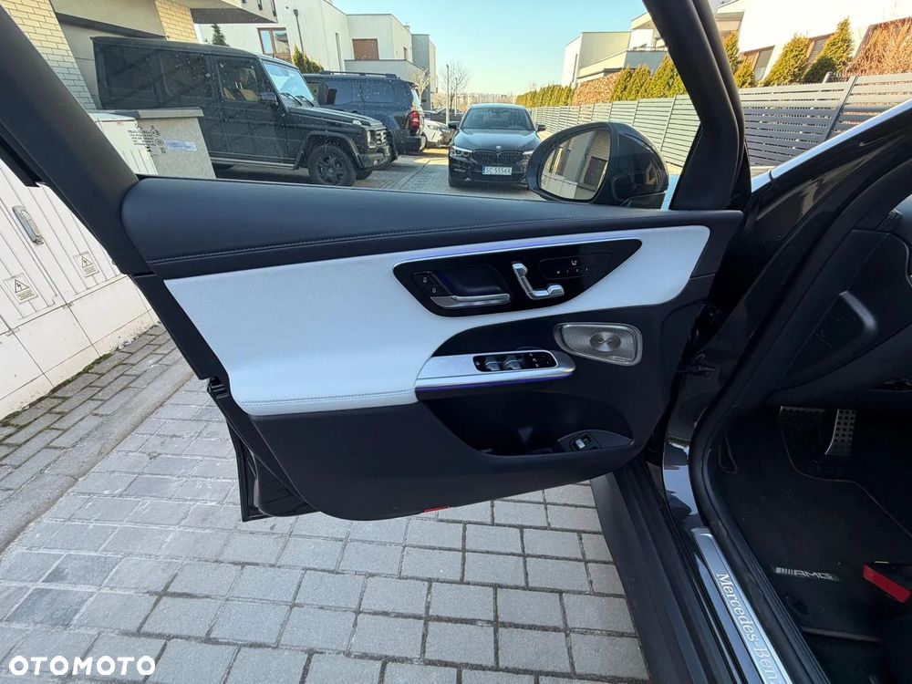 Mercedes-Benz GLC - 11